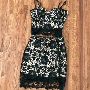 Two Piece Lace Outfit ✖️